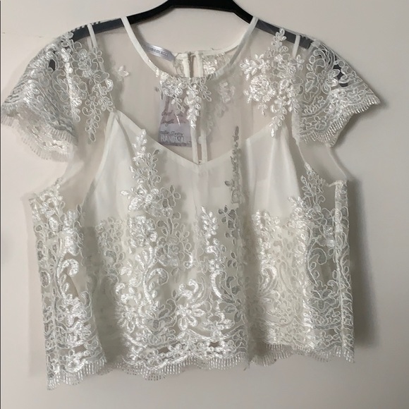 Cropped Lace Top + Camisole - Picture 2 of 4